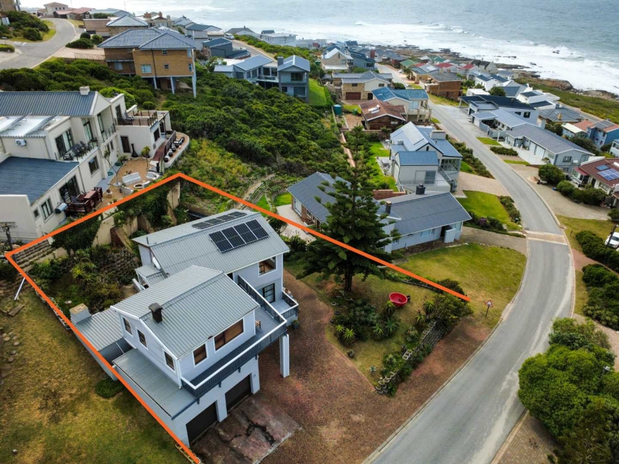 5 Bedroom Property for Sale in Jongensfontein Western Cape